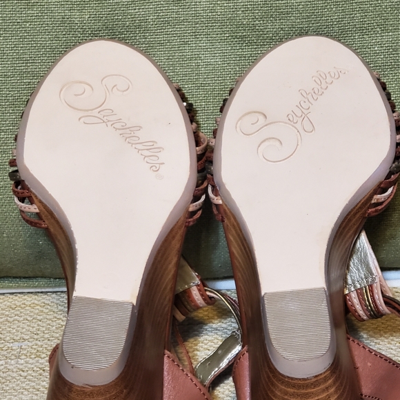 SEYCHELLES NWOT Wedge Heeled Sandles - Picture 6 of 6